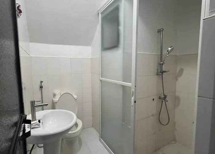 In The Historic Entire House With 3 Beds Lapu-Lapu City